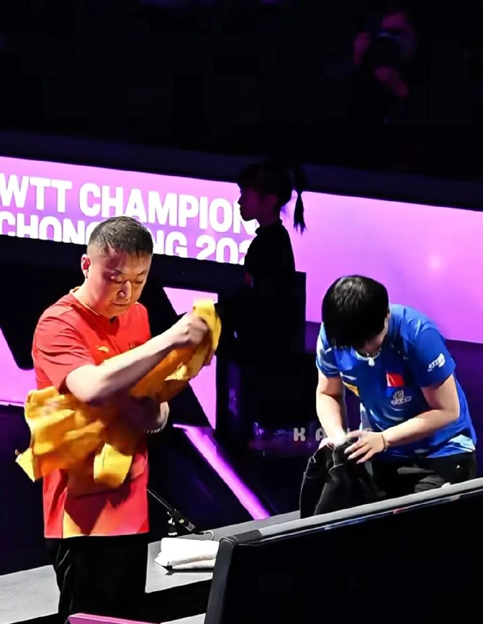 TL带队取胜！，Ning重要时刻战术调整赛场气氛高涨