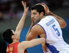 范志毅吐槽男篮完整版 范志毅吐槽男篮完整版